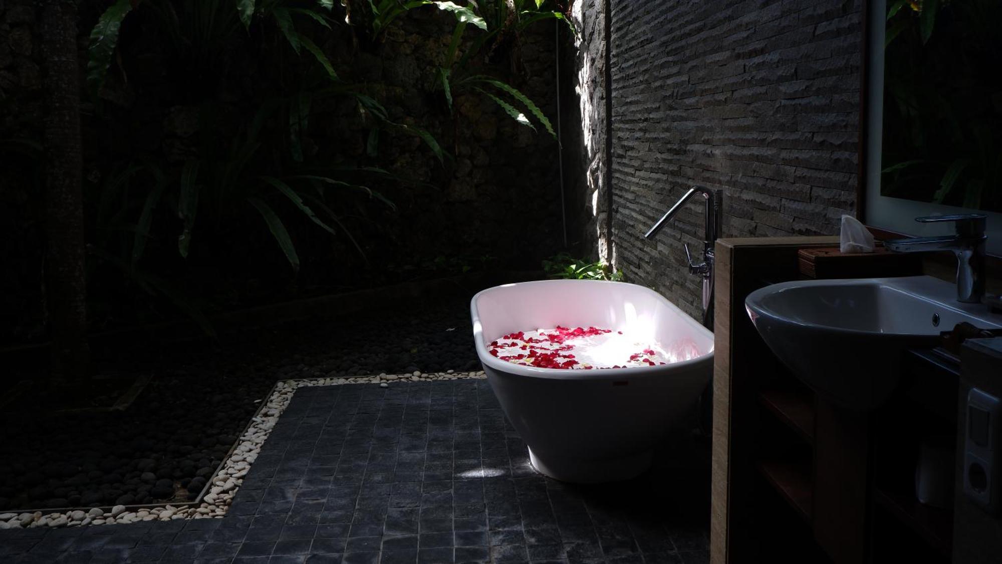 Del Cielo Villa Jimbaran Ngoại thất bức ảnh